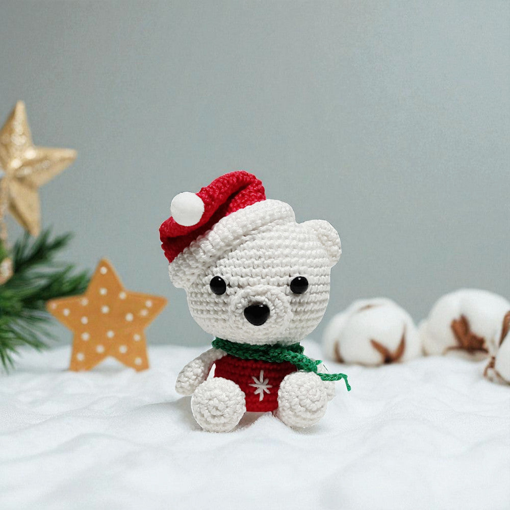Amigurumi Orsetto di Natale bianco ad uncinetto 9x14 cm