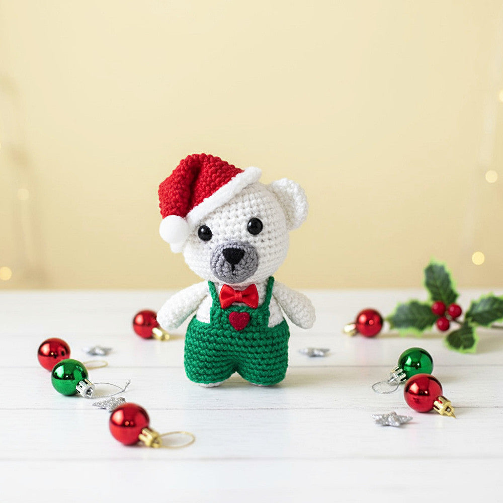 Amigurumi Orsetto di Natale con cappello ad uncinetto 8x12 cm