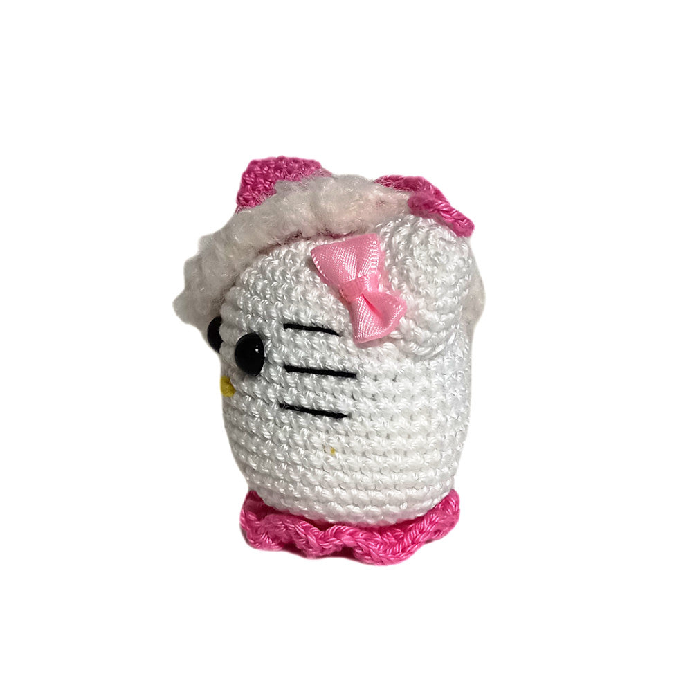 Amigurumi Palla di Natale Hello Kitty rosa ad uncinetto 9 cm