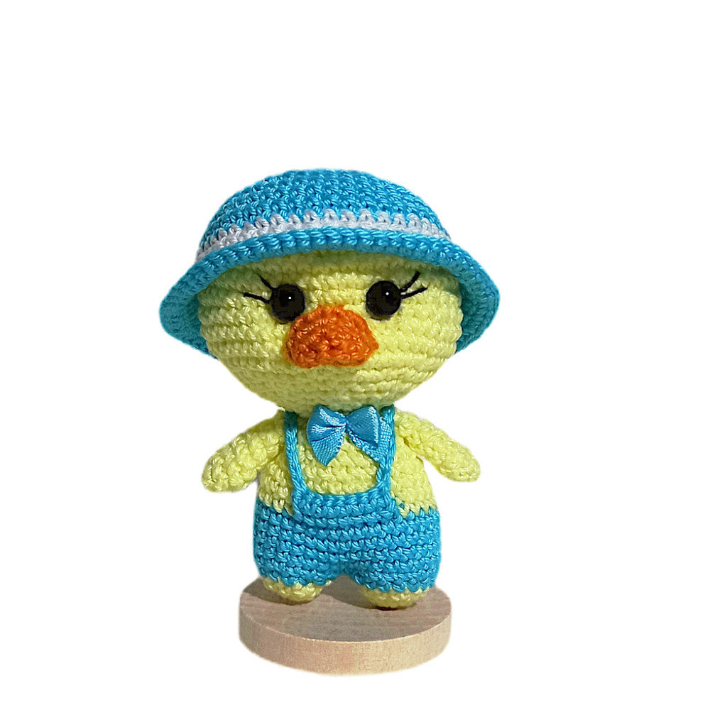 Amigurumi Pulcino con salopette Turchese ad uncinetto 10 cm