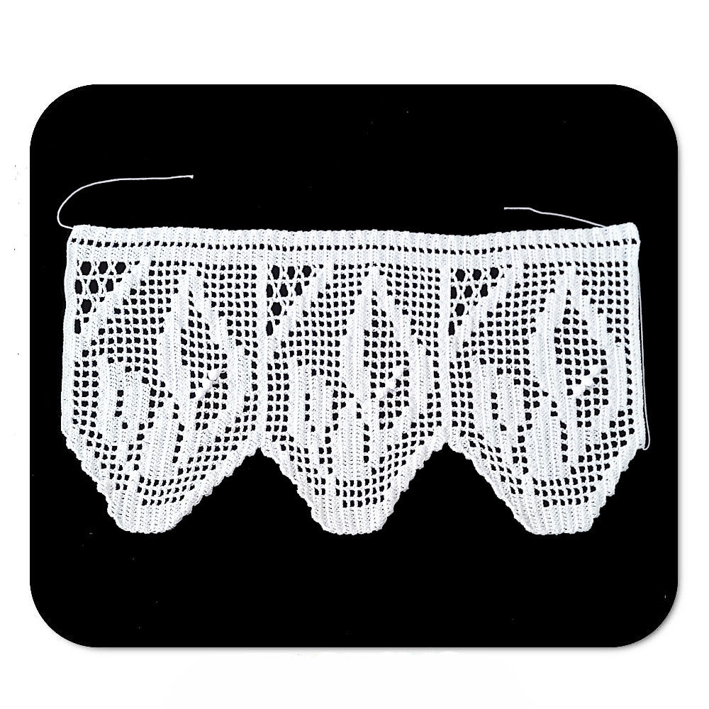 Bordo filet bianco con fiori ad uncinetto 17 cm x 55 cm
