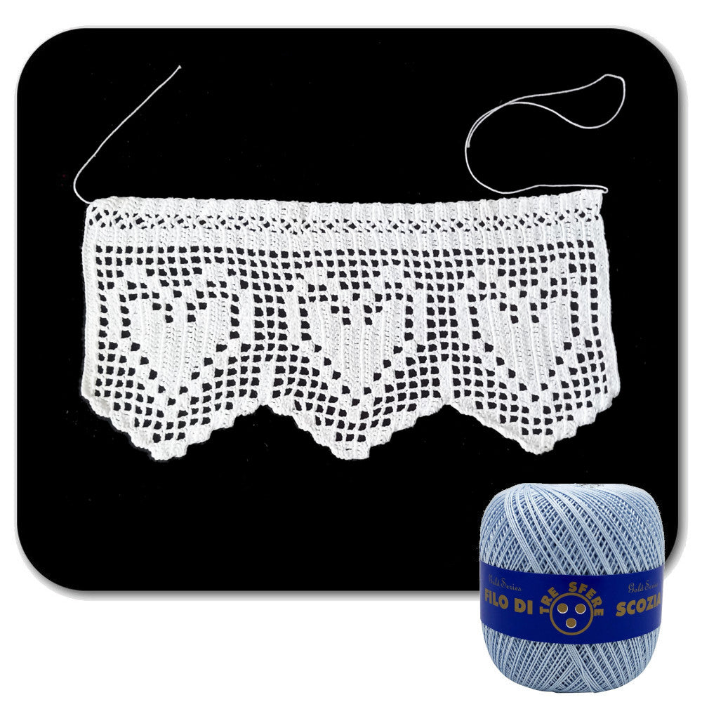 Bordo filet celeste con cuori ad uncinetto 12 cm x 50 cm