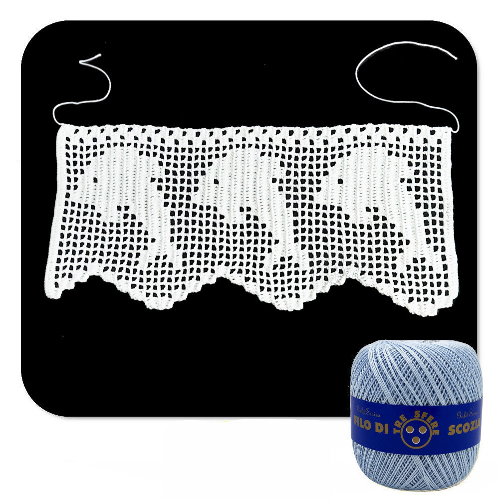 Bordo filet celeste con delfini ad uncinetto 12.5 cm x 60 cm