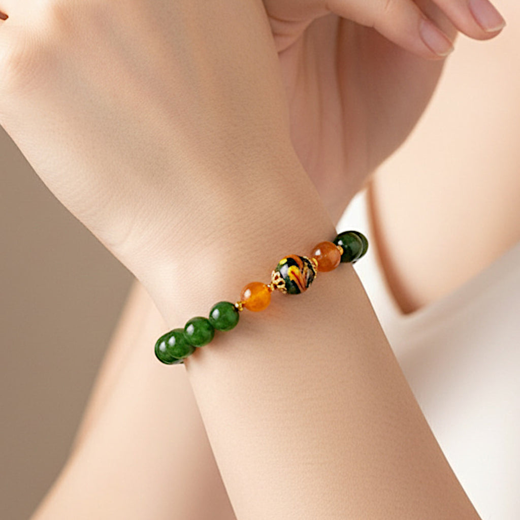 Bracciale Ilizia in agata verde e perla in ceramica di Caltagirone