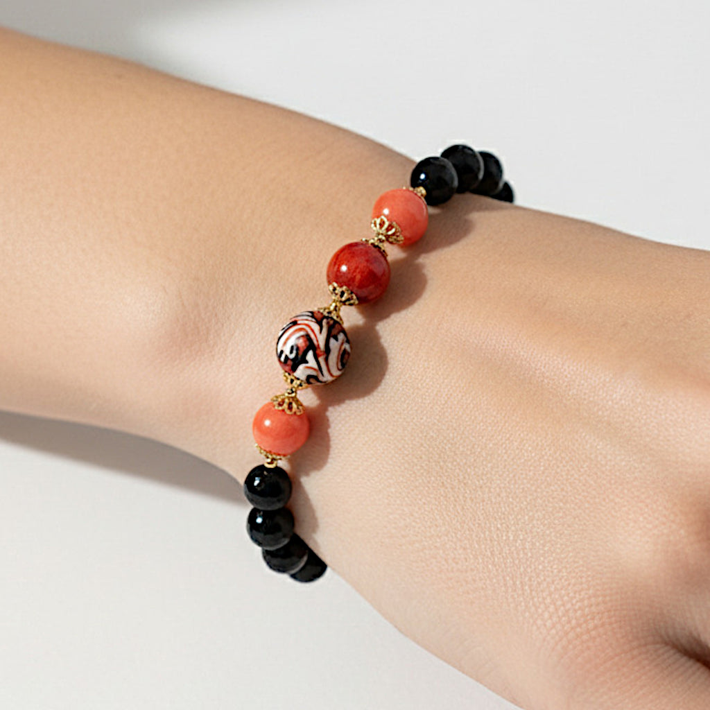 Bracciale Millo in pietre dure onice e perle in ceramica di Caltagirone