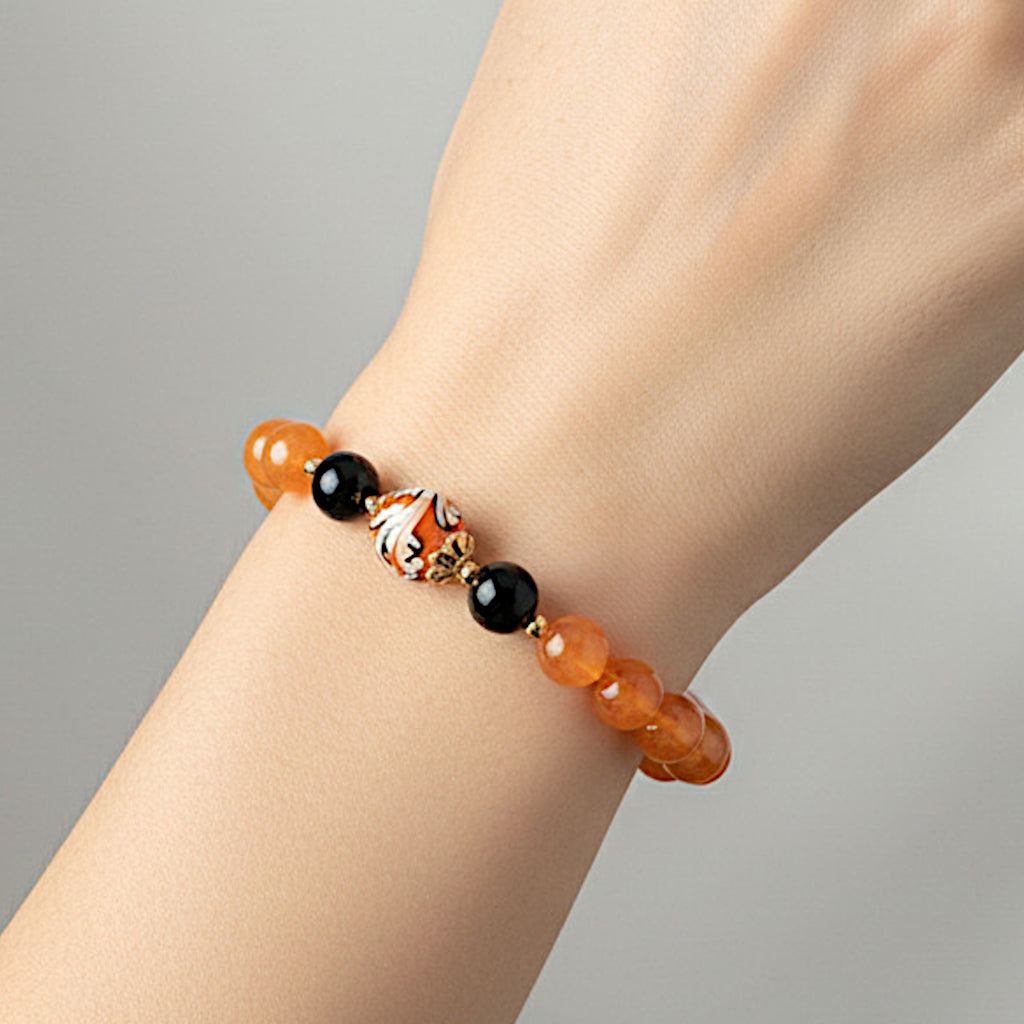 Bracciale Siracusa in agata salmone e perla in ceramica di Caltagirone