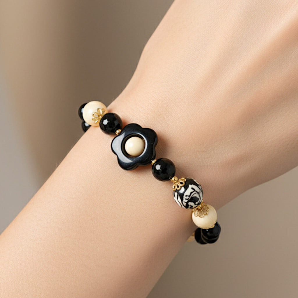 Bracciale Stromboli in pietre dure onice e perla in ceramica di Caltagirone