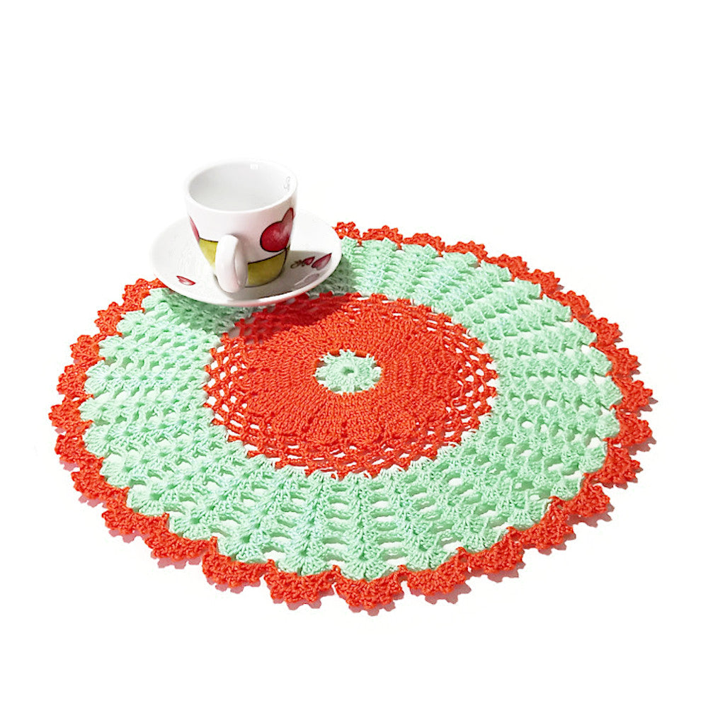 Centrino arancione e verde chiaro rotondo ad uncinetto 29 cm