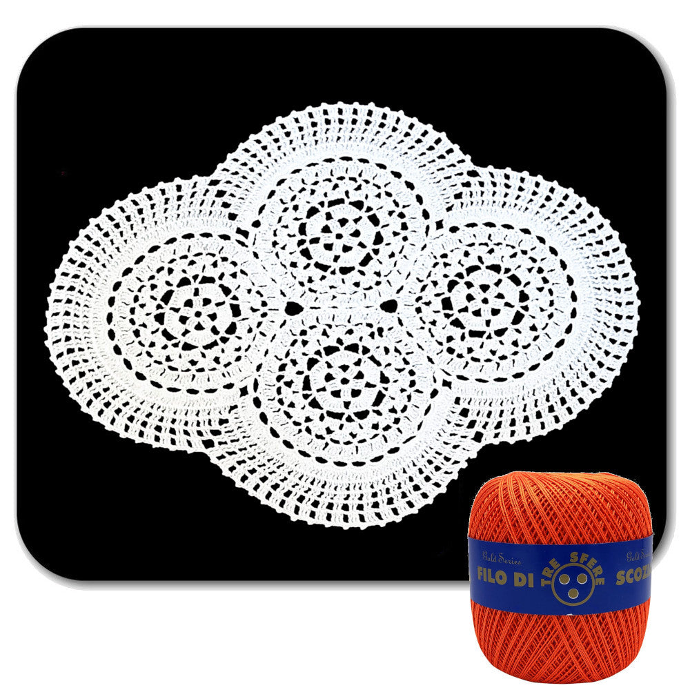 Centrino arancione ovale ad uncinetto in cotone 48x37 cm