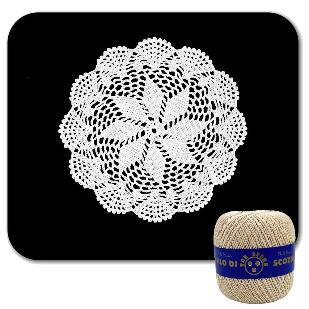 Centrino beige rotondo ad uncinetto in cotone 22 cm