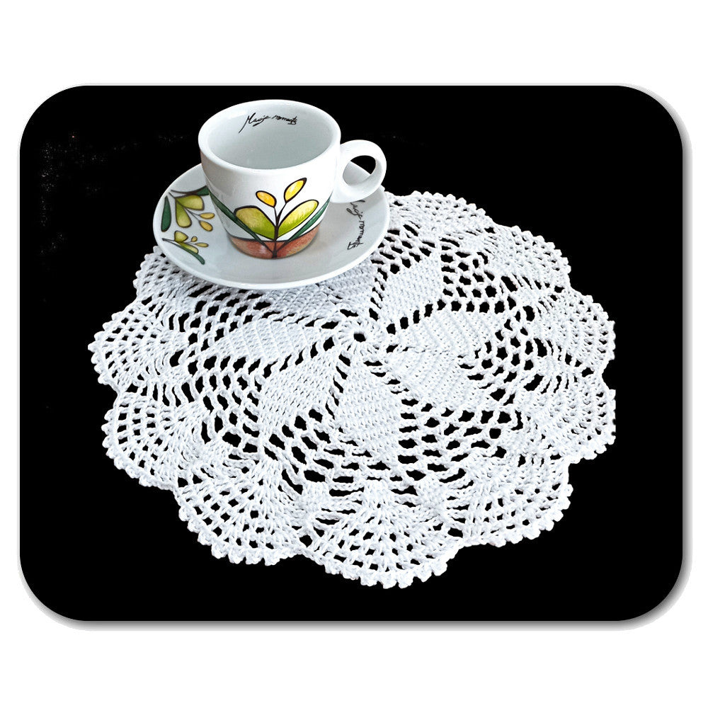 Centrino bianco rotondo ad uncinetto in cotone 22 cm