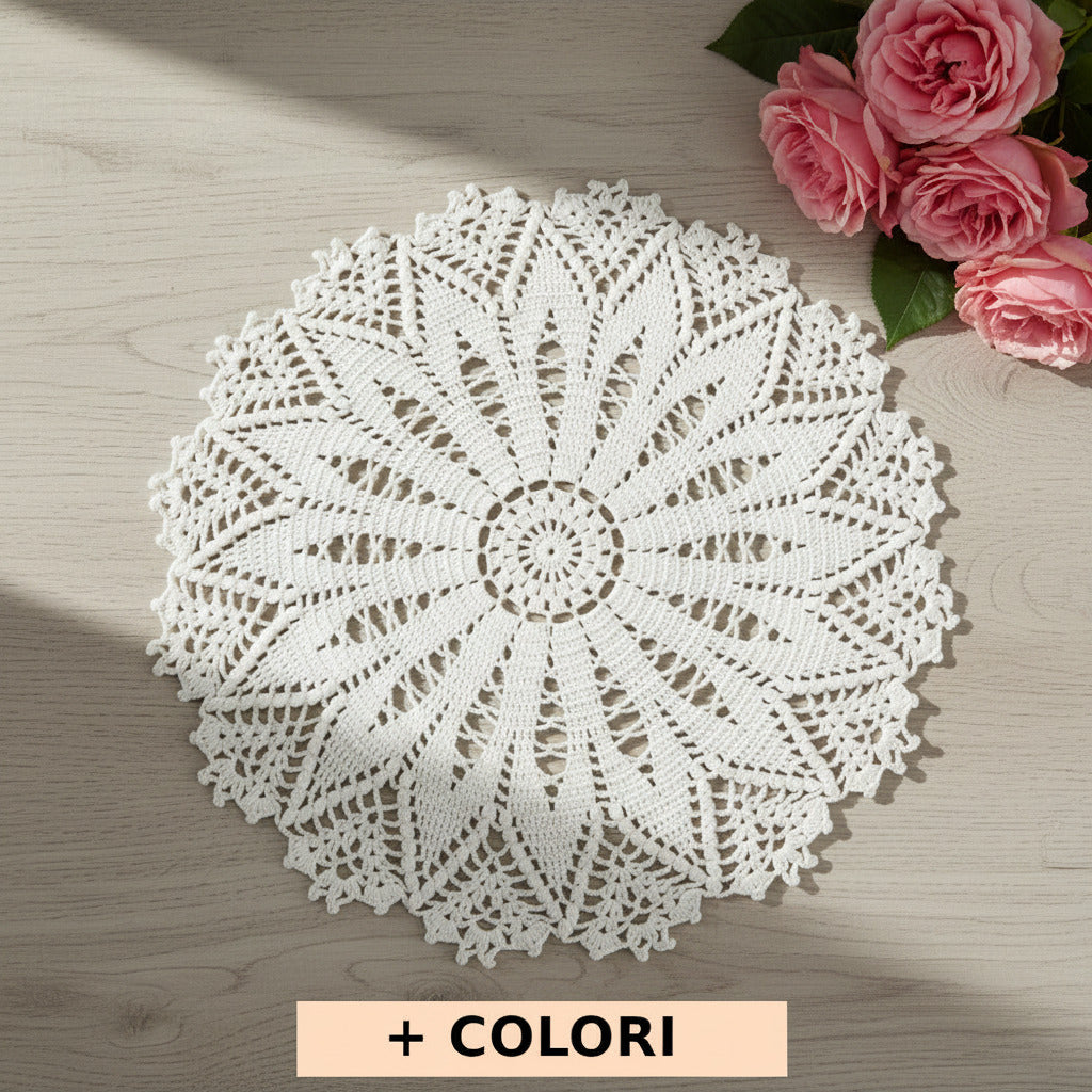Centrino bianco rotondo ad uncinetto in cotone 37 cm 