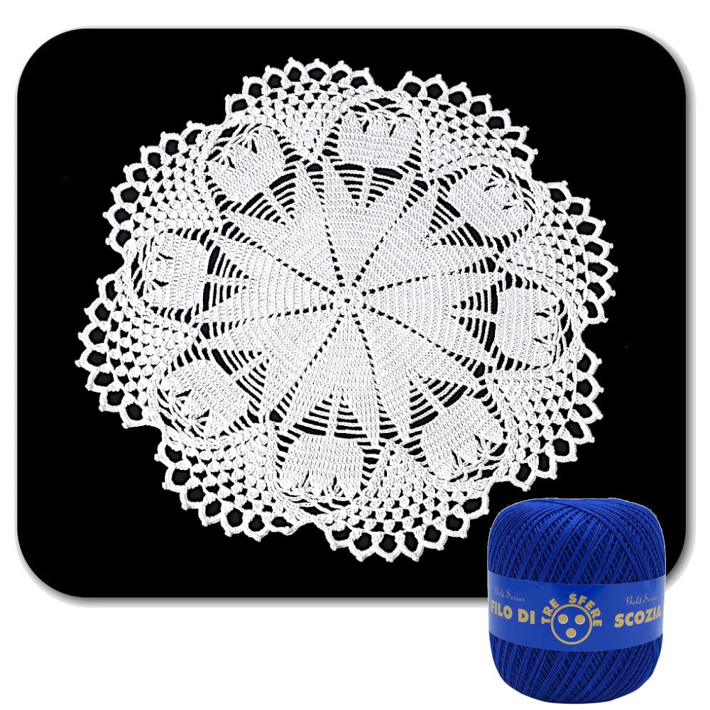 Centrino blu con tulipani ad uncinetto 40 cm