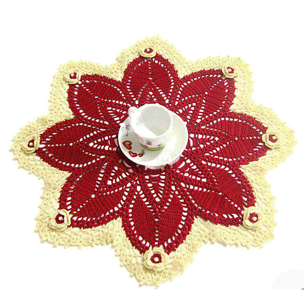 Centrino bordeaux e crema rotondo con fiori ad uncinetto 46 cm