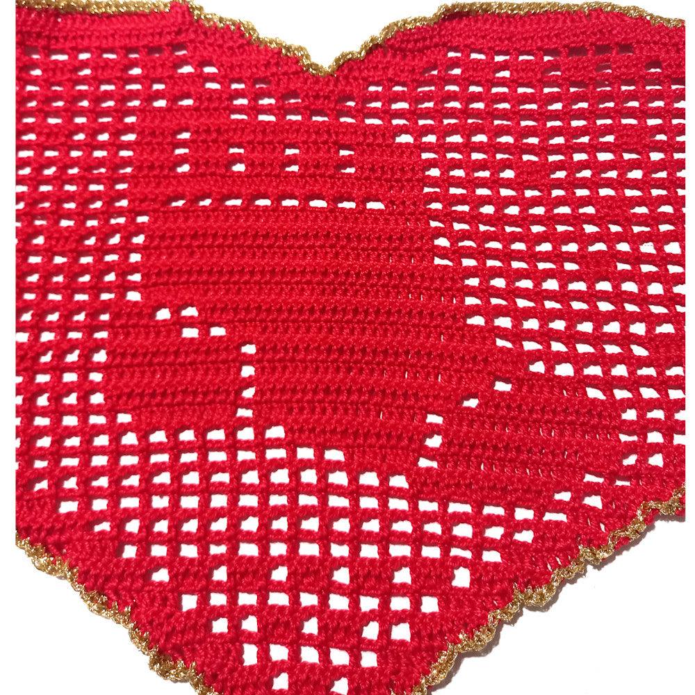 Centrino di Natale rosso e oro con calzetta ad uncinetto 29x19 cm