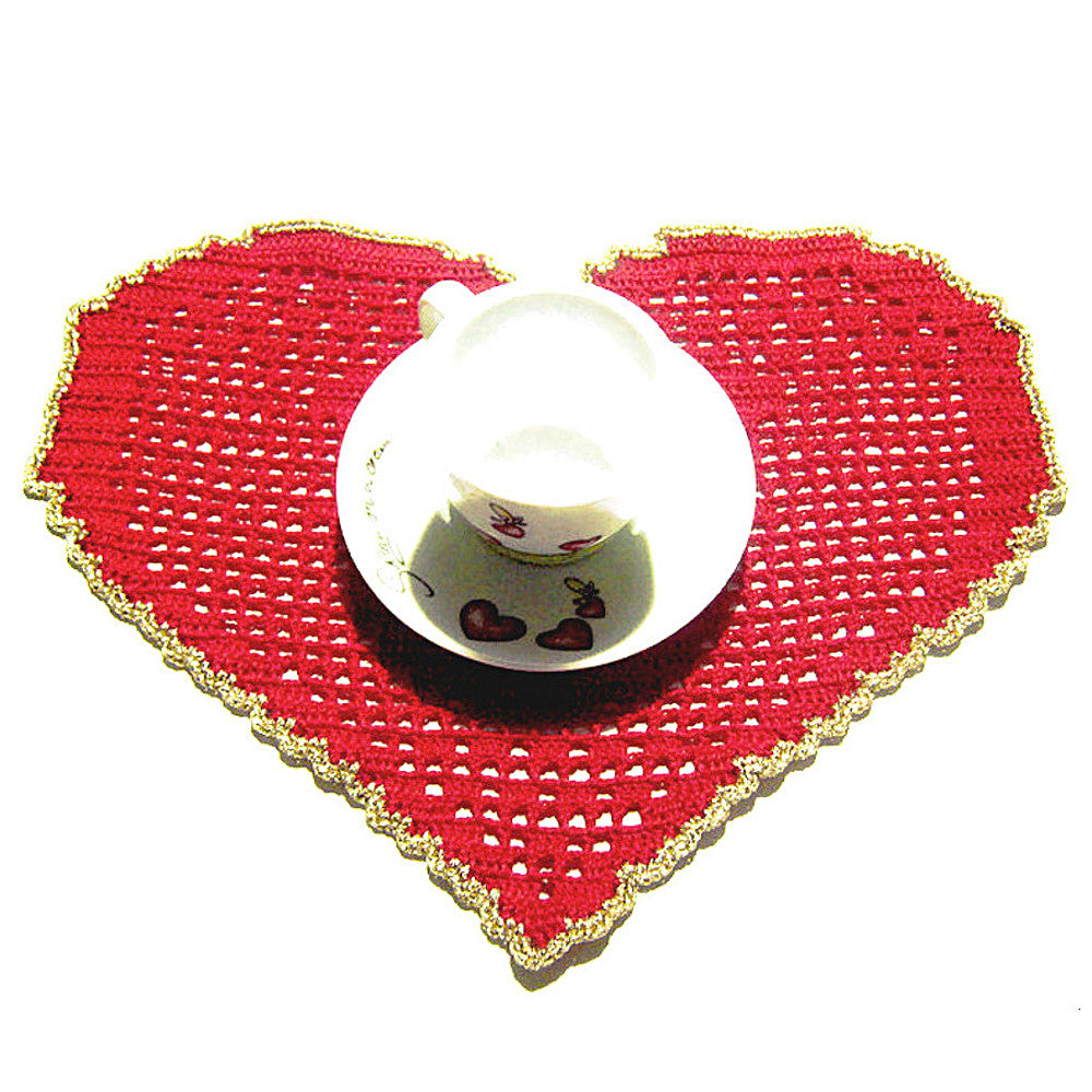 Centrino di Natale rosso e oro con pallina ad uncinetto 29x19 cm