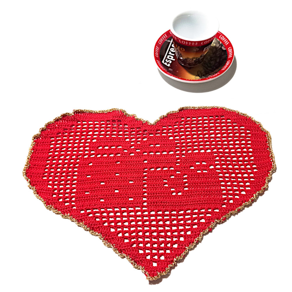 Centrino di Natale rosso e oro con regali ad uncinetto 29x19 cm