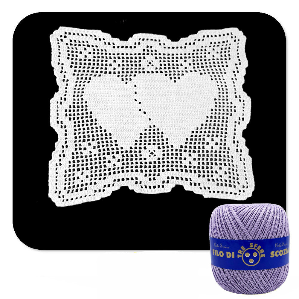 Centrino filet lilla con cuori ad uncinetto in cotone 27x23 cm