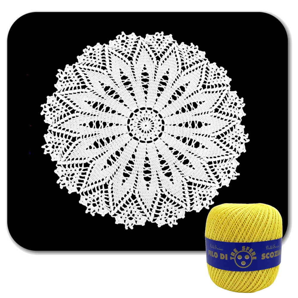 Centrino giallo rotondo ad uncinetto in cotone 37 cm