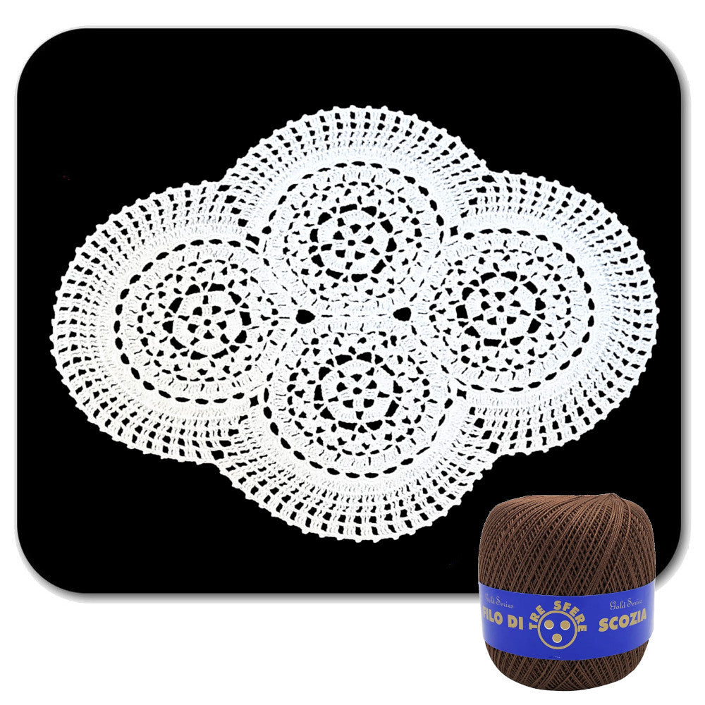 Centrino marrone ovale ad uncinetto in cotone 48x37 cm