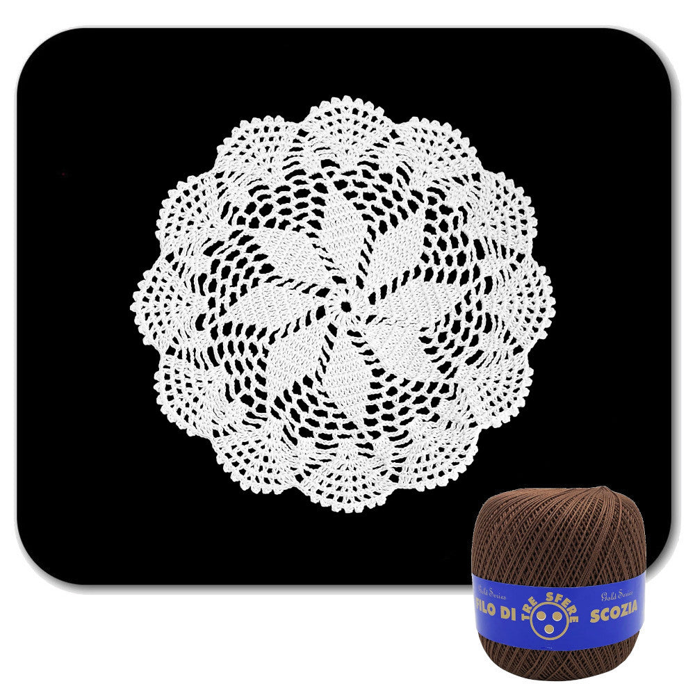 Centrino marrone rotondo ad uncinetto in cotone 22 cm