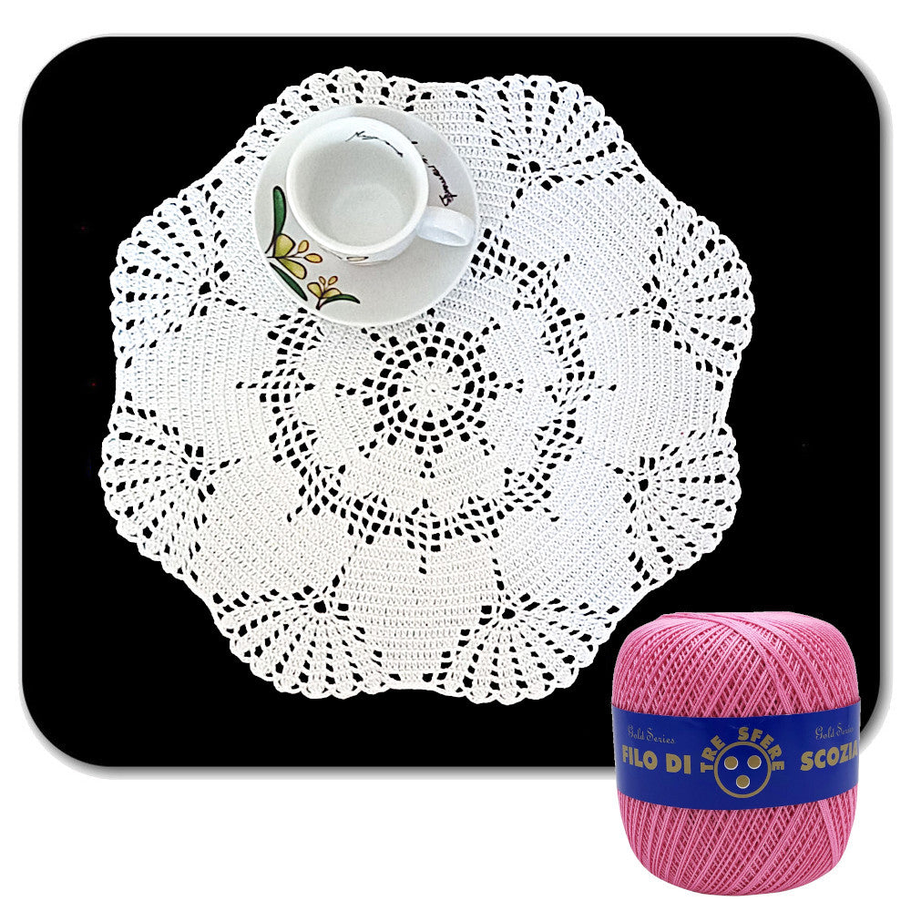 Centrino rosa scuro rotondo con cuori ad uncinetto 34 cm