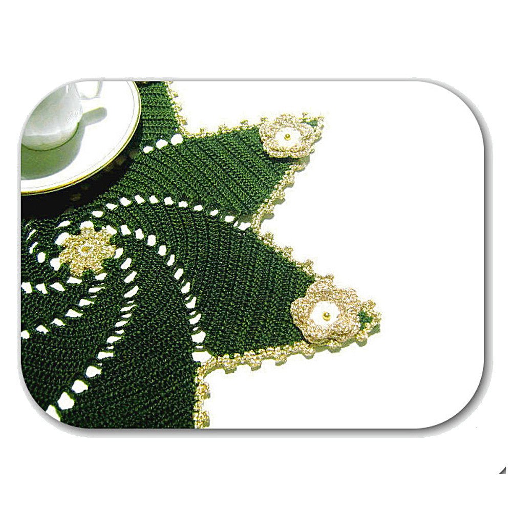 Centrino stella di Natale verde scuro e oro ad uncinetto 36 cm