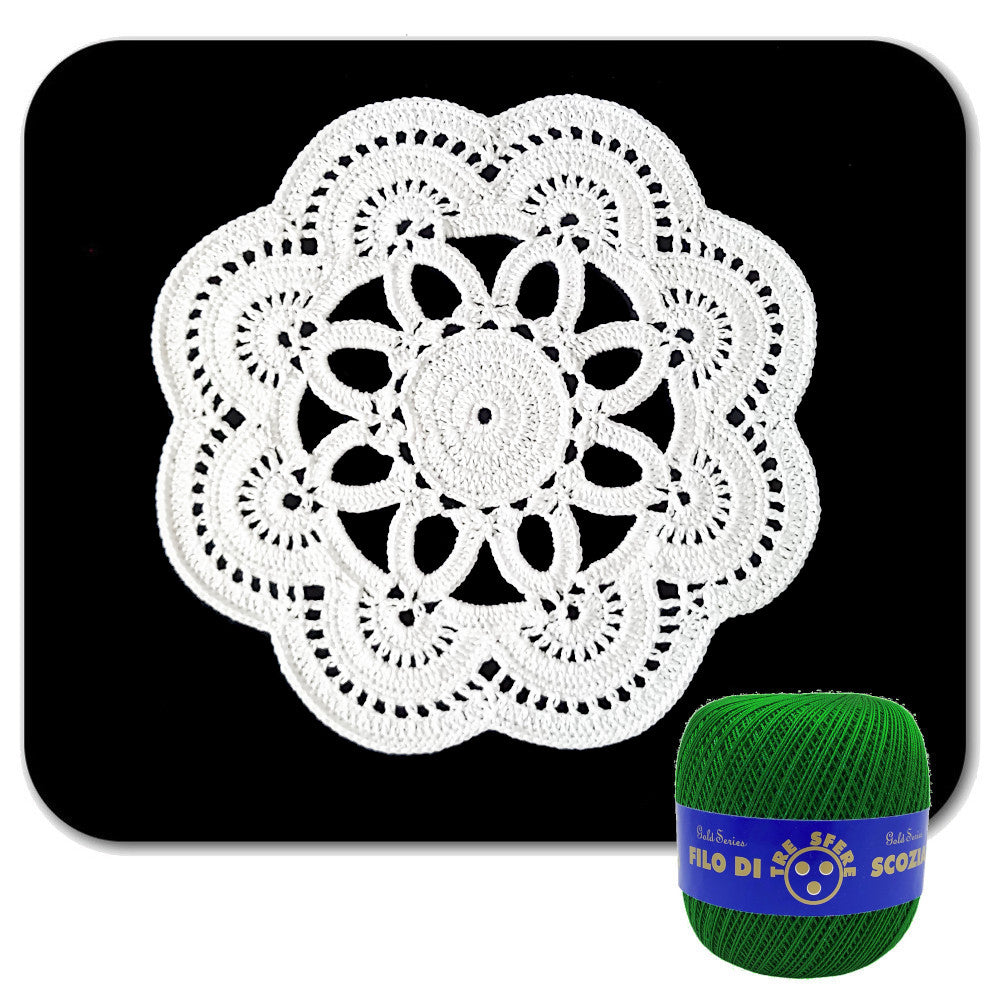 Centrino verde rotondo ad uncinetto 22 cm