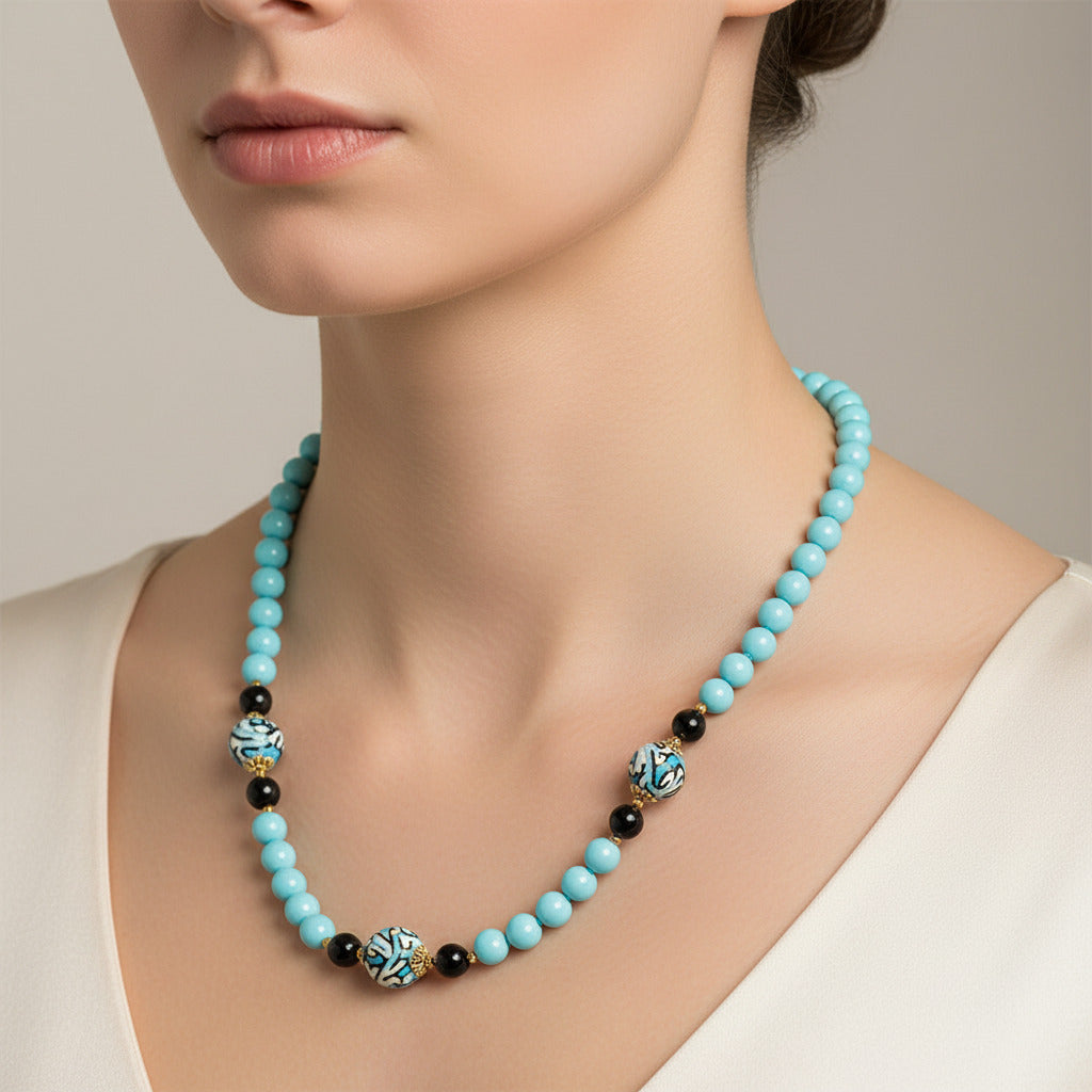 Collana Acitrezza in pasta di turchese e perle in ceramica di Caltagirone