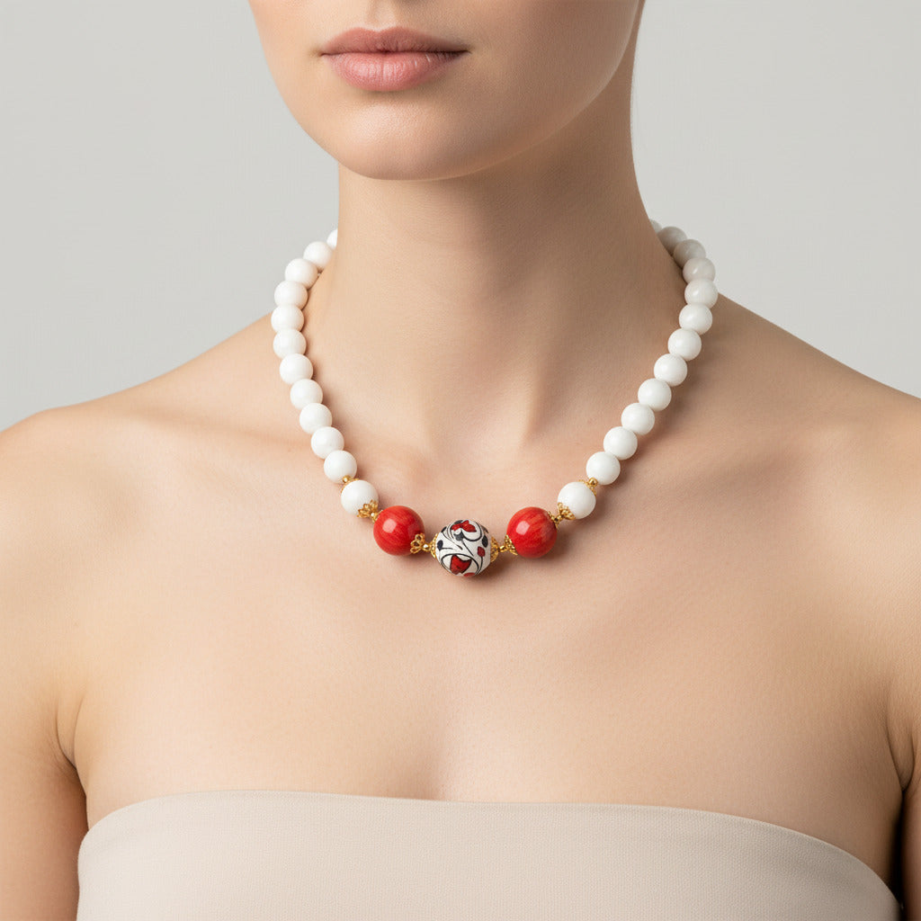 Collana Avola in agata bianca e perle in ceramica di Caltagirone