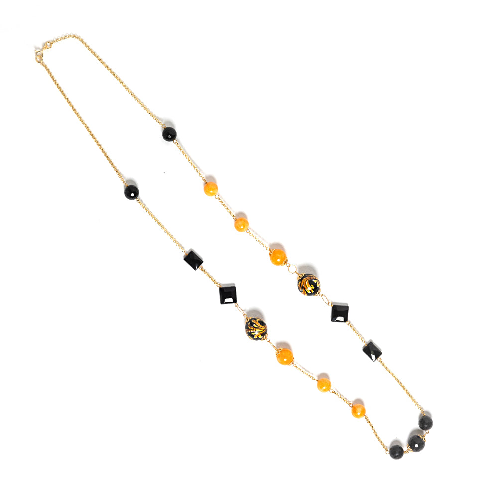 Collana Chanel 22 in agata gialla e perle in ceramica di Caltagirone