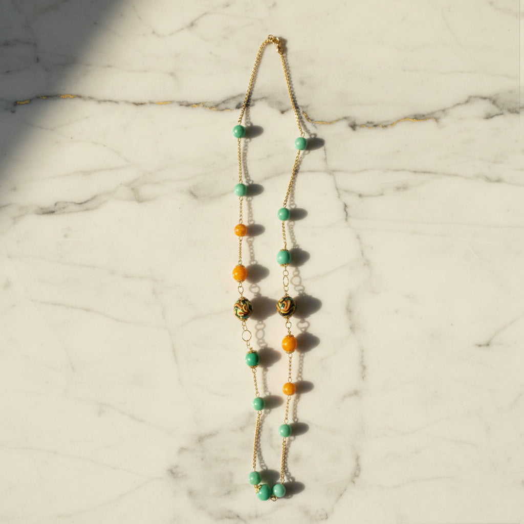 Collana Chanel 4 in agata verde e perle in ceramica di Caltagirone