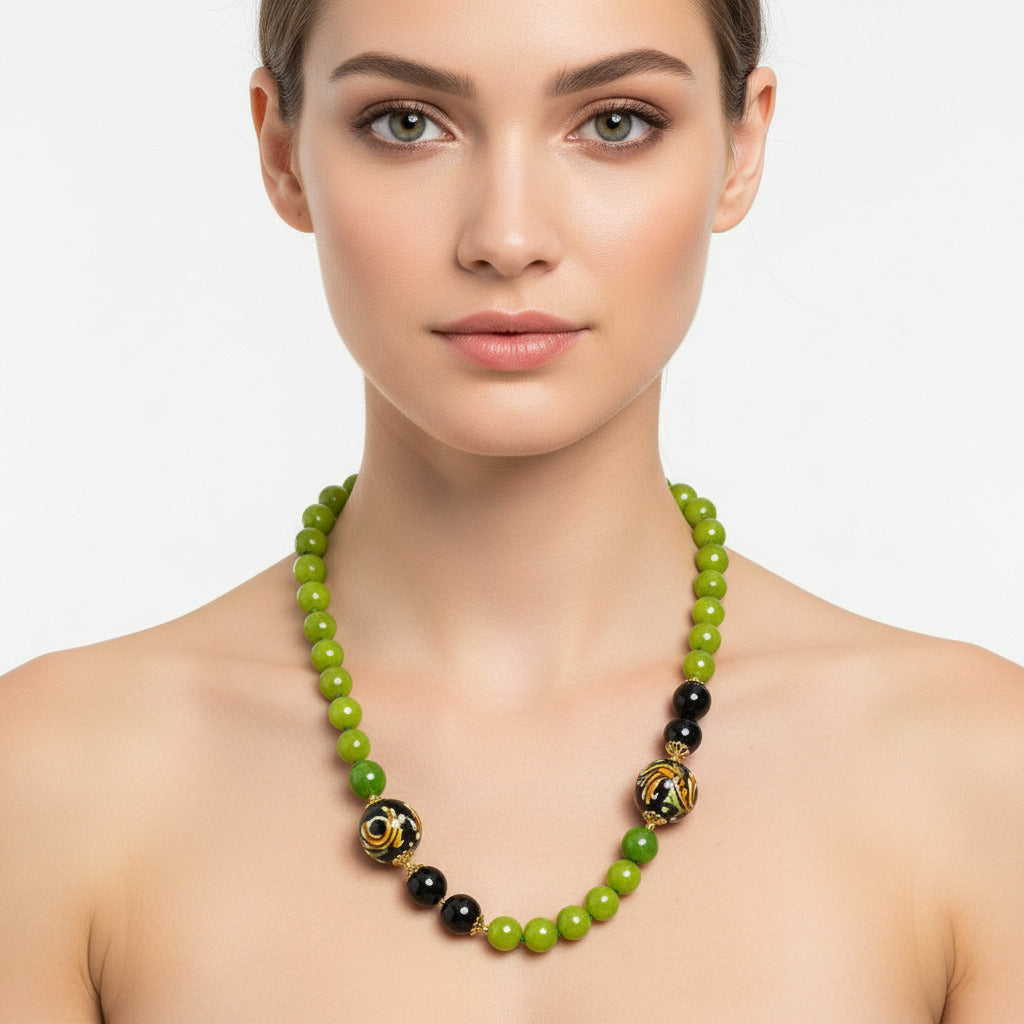 Collana Ibla in agata verde e perle in ceramica di Caltagirone