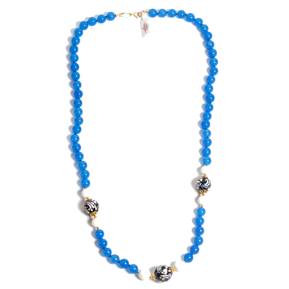 Collana Makari in agata azzurra e perle in ceramica di Caltagirone