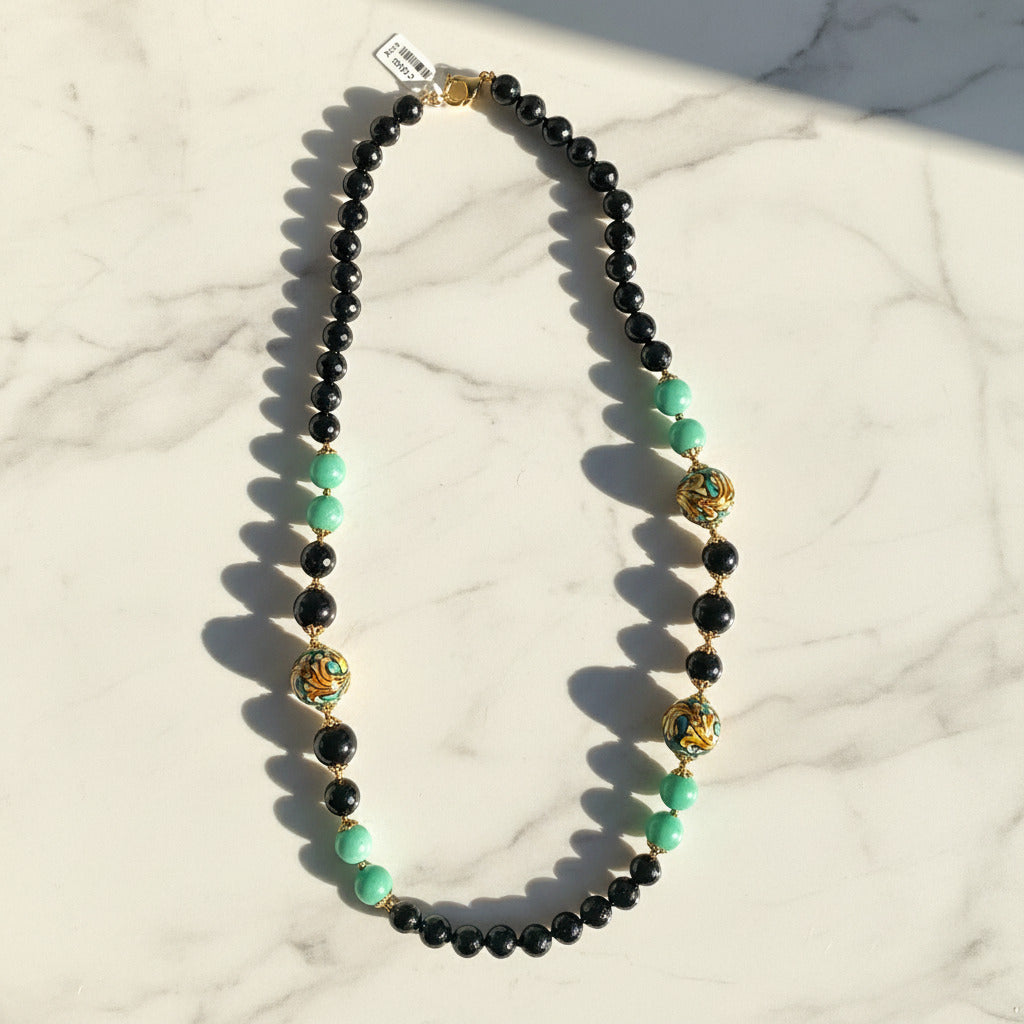 Collana Militello in pietre dure onice e perle in ceramica di Caltagirone