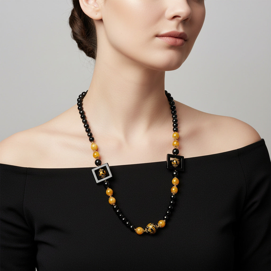 Collana Terrasini Quadro in onice e perle in ceramica di Caltagirone