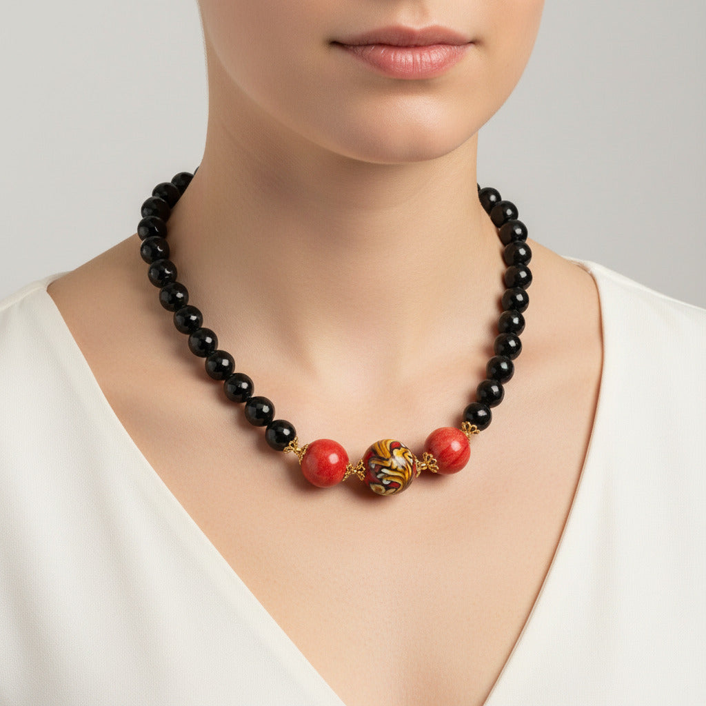 Collana Trapani in pietre dure onice e perle in ceramica di Caltagirone