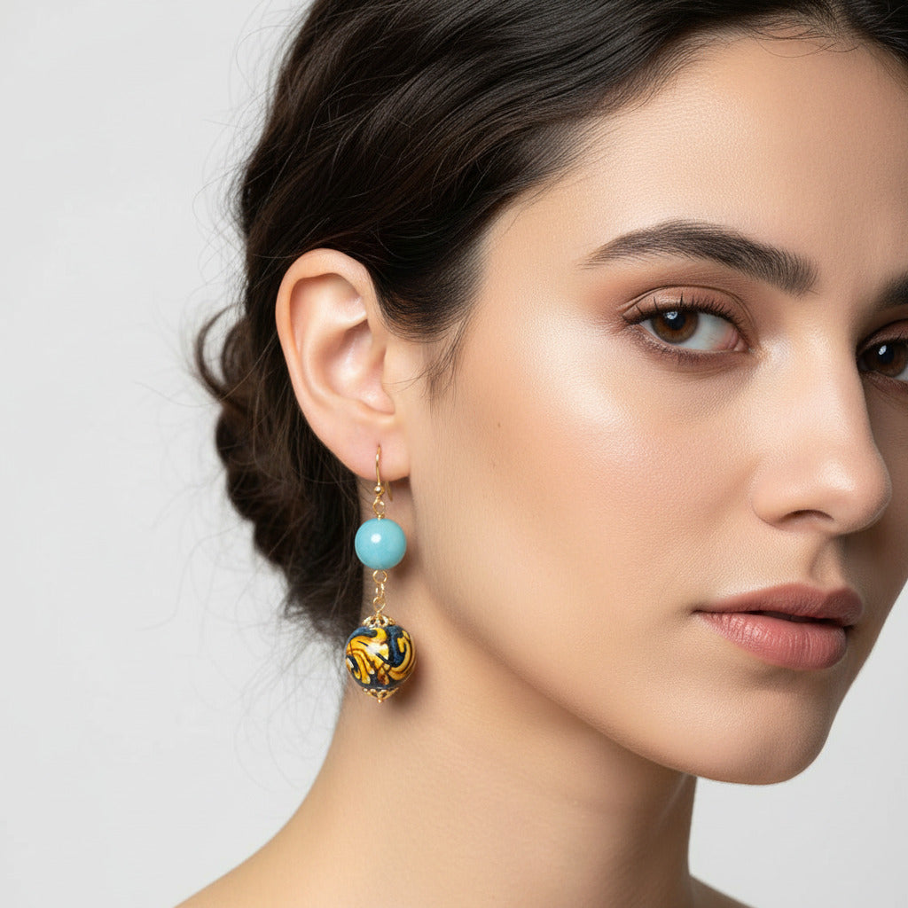 Orecchini Fleri con angelite chiara e perle in ceramica di Caltagirone