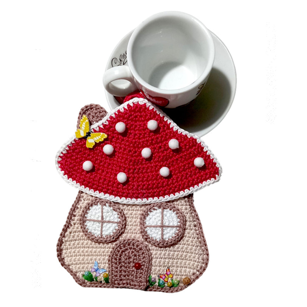 Presina casetta beige a forma di fungo ad uncinetto 14x16.5 cm