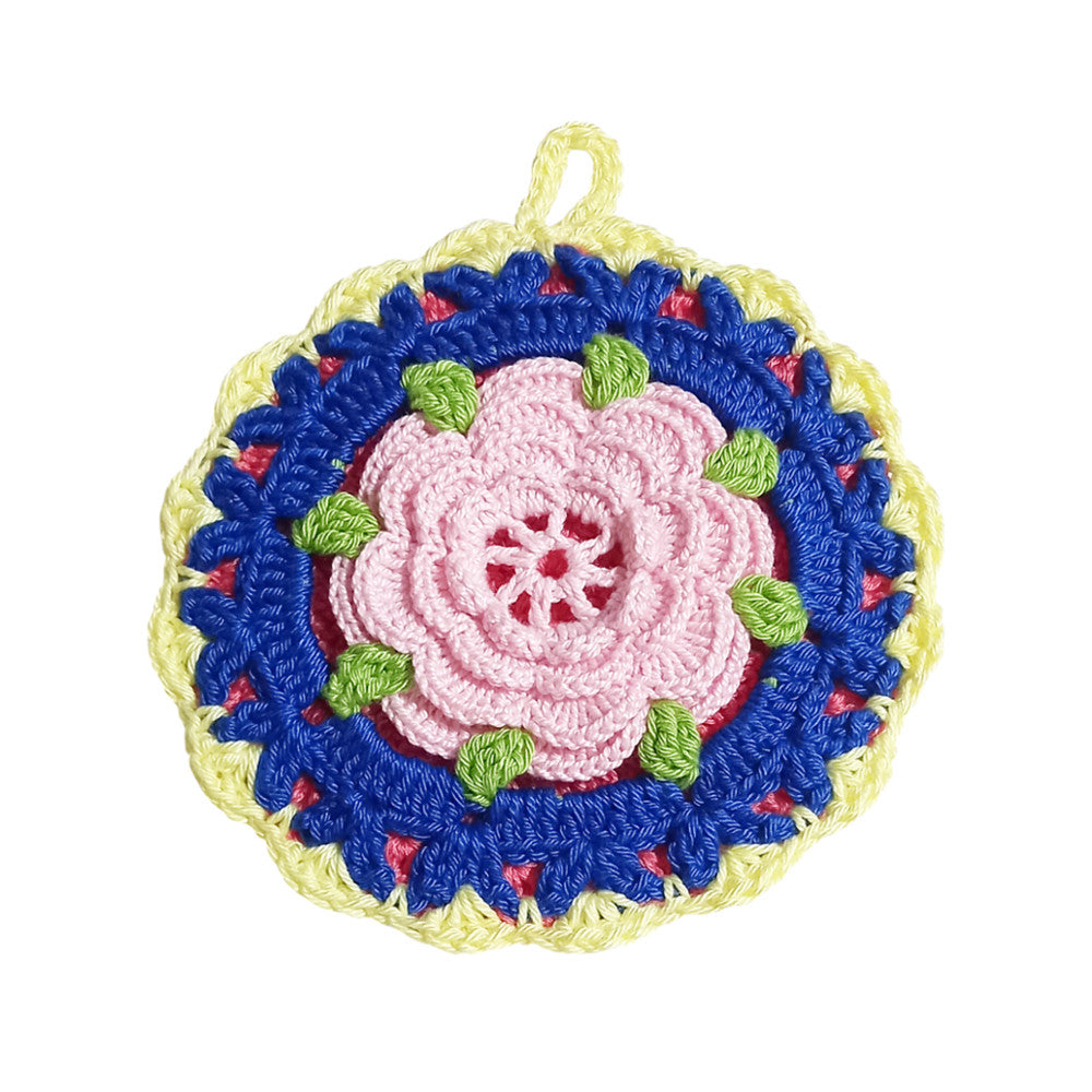 Presina colorata rotonda con fiore rosa ad uncinetto 14 cm