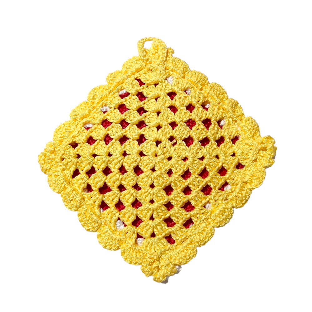 Presina quadrata rossa con Babbo Natale ad uncinetto 17x18.5 cm