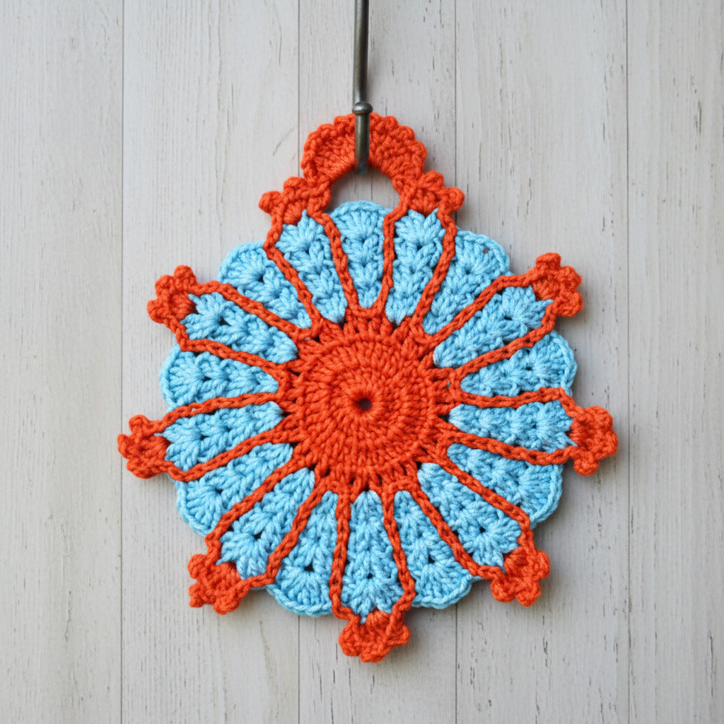 Presina turchese e arancione ad uncinetto 14.5x16.5 cm