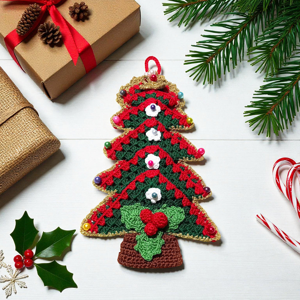 Presina natalizia verde ad uncinetto con perline per la cucina