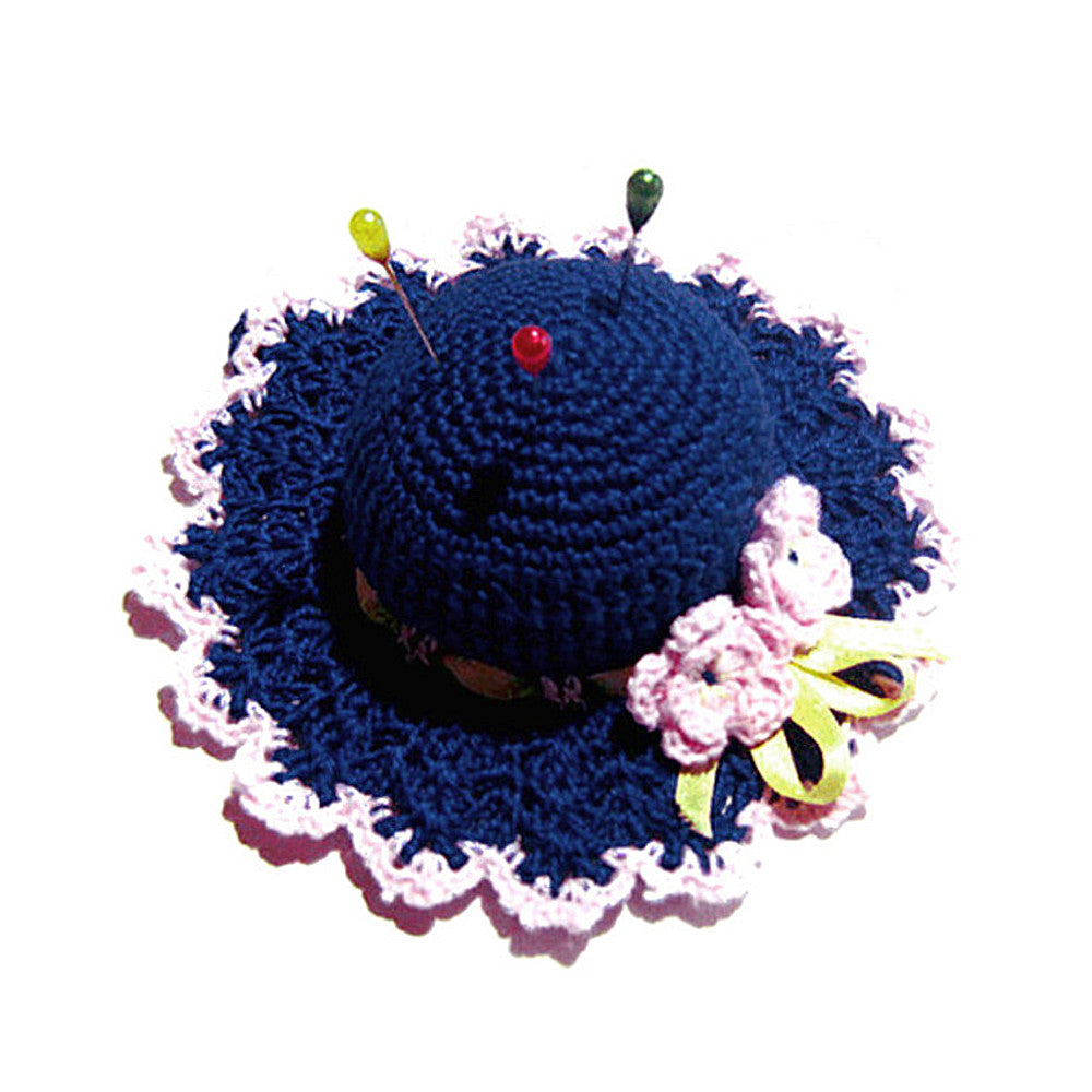 Puntaspilli cappellino blu scuro e rosa ad uncinetto 11.5 cm